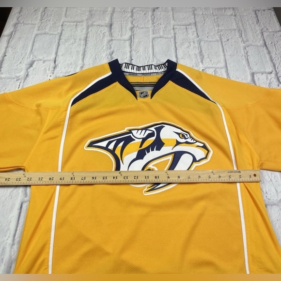 Nashville Predators NHL Authentic Reebok Yellow Hockey Jersey Stitched Sz S - Picture 6 of 12